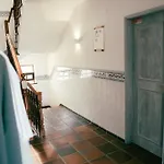 Alojamento de Acomodação e Pequeno-almoço Surfinn Algarve 3*
