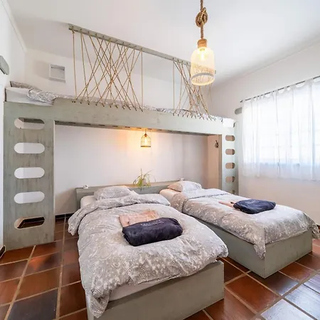 Bed & Breakfast Surfinn Algarve 3*
